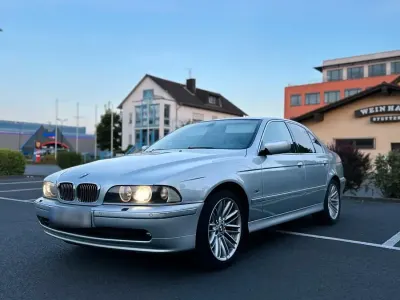 Gebraucht BMW 525 192 PS (141 kW) 2002 Silber Limousine