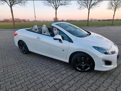 Gebraucht Peugeot 308 CC Roland Garros 163 PS (119 kW) 2012 Weiß Cabrio