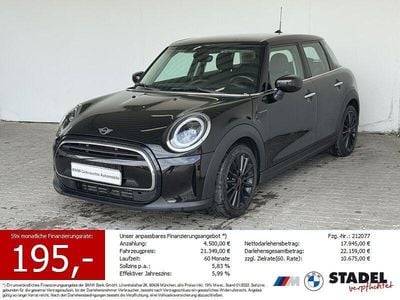 Gebraucht Mini Cooper 136 PS (100 kW) 2022 Midnight black metallic Kleinwagen