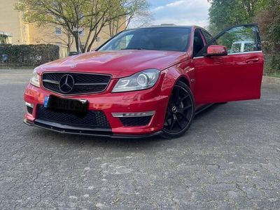 Mercedes C63 AMG