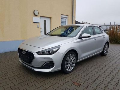 gebraucht Hyundai i30 Fastback Style Navi Sitzheizg. Tempomat 17"LM 1...