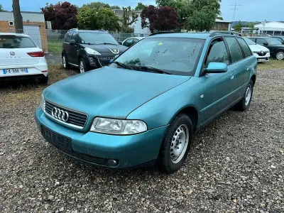 Gebraucht Audi A4 125 PS (91 kW) 2001 Other Limousine