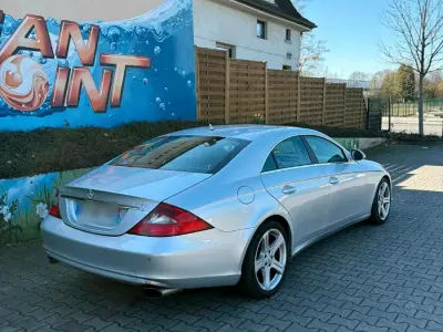 Gebraucht Mercedes CLS320 224 PS (164 kW) 2008 Silber Limousine