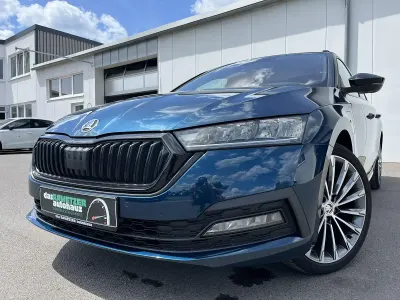 Gebraucht Skoda Octavia Style 204 PS (150 kW) 2022 Blau Kombi