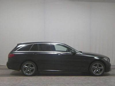 Usata Mercedes C300e AMG line 306 CV (225 kW) 2020 Nero Station wagon