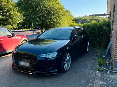Gebraucht Audi A4 Sport 150 PS (110 kW) 2018 Blau Kombi