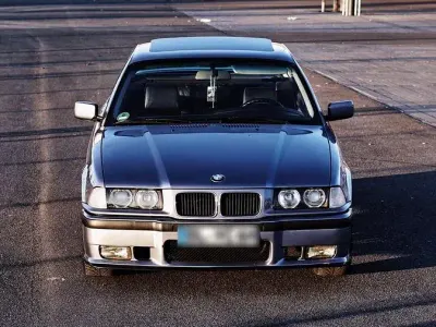 Używany BMW 320 150 KM (110 kW) 1995 Purpurowy Coupe