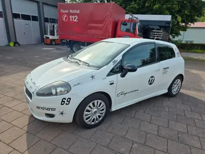 Gebraucht Fiat Grande Punto Sport 120 PS (88 kW) 2009 Weiß Kleinwagen