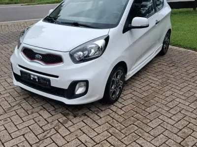Gebraucht Kia Picanto Vision 69 PS (50 kW) 2013 Weiß Kleinwagen