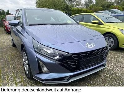Gebraucht Hyundai i20 101 PS (74 kW) 2025 Blau Limousine