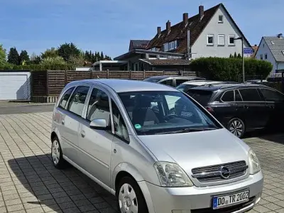 Używany Opel Meriva Cosmo 90 KM (66 kW) 2004 Srebrny Minivan