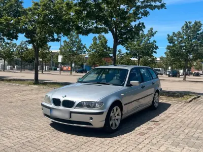 Gebraucht BMW 320 150 PS (110 kW) 2003 Silber Kombi