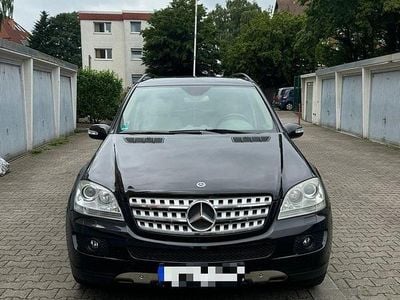 Mercedes ML320