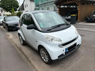 Gebraucht Smart ForTwo Coupé 84 PS (61 kW) 2009 Weiß Coupé