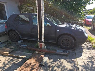 VW Golf IV