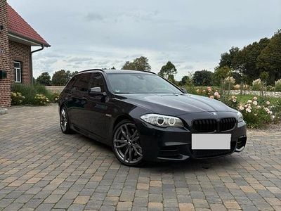 BMW M550