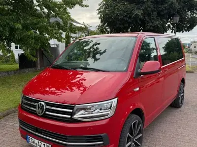 Gebraucht VW Multivan Comfortline 204 PS (150 kW) 2015 Rot Van / Kleinbus