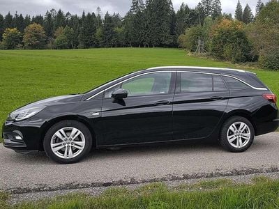 Usata Opel Astra Active 125 CV (91 kW) 2017 Nero Station wagon