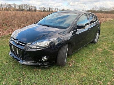 Gebraucht Ford Focus Champions Edition 101 PS (74 kW) 2012 Schwarz Limousine
