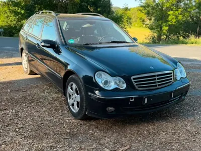 Gebraucht Mercedes C180 Avantgarde 143 PS (105 kW) 2006 Schwarz Kombi