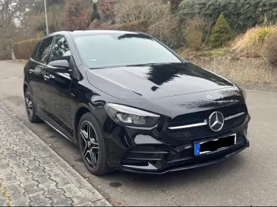 Gebraucht Mercedes B250e AMG line 218 PS (160 kW) 2021 Schwarz Van / Kleinbus