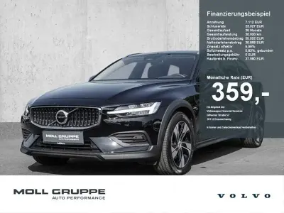 Gebraucht Volvo V60 CC Plus 197 PS (144 kW) 2023 Black solid ´stone´ / solid Kombi