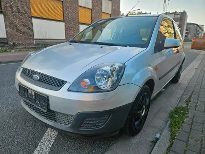 Gebraucht Ford Fiesta 80 PS (58 kW) 2006 Silber Kleinwagen