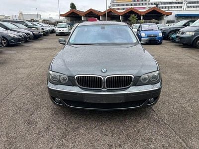 BMW 730