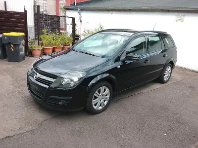 Gebraucht Opel Astra 105 PS (77 kW) 2006 Schwarz Kombi