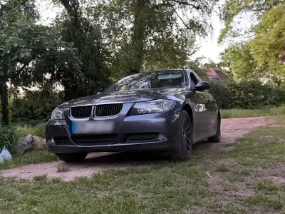 Gebraucht BMW 318 130 PS (95 kW) 2007 Grau Kombi