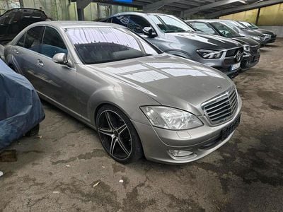 Mercedes S320