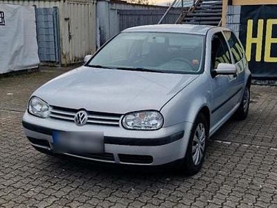 Gebraucht VW Golf IV 75 PS (55 kW) 2000 Kleinwagen