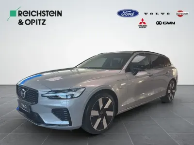 Gebraucht Volvo V60 Plus 398 PS (292 kW) 2025 Silver dawn Kombi