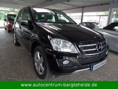 Gebraucht Mercedes ML280 190 PS (139 kW) 2010 Schwarz SUV