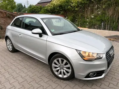 Gebraucht Audi A1 Ambition 86 PS (63 kW) 2011 Silber Kleinwagen