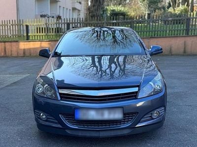 Usata Opel Astra GTC 90 CV (66 kW) 2009 Blu Coupé