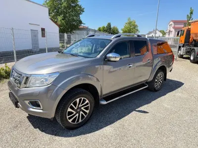 Gebraucht Nissan Navara Tekna 190 PS (139 kW) 2018 Grau Pickup