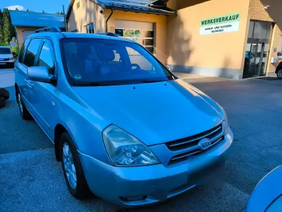 Gebraucht Kia Carnival 192 PS (141 kW) 2006 Silber Van / Kleinbus