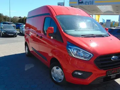 Brugt Ford 300 Trend 131 HK (96 kW) 2022 Rød Sedan