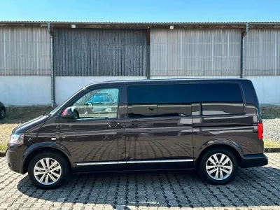 Gebraucht VW Multivan Highline 179 PS (131 kW) 2014 Violet Van / Kleinbus
