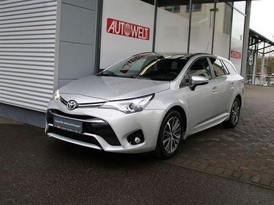 Silber Gebraucht 2016 Toyota Avensis Edition-S Kombi | 14.990 € (Fairer Preis)