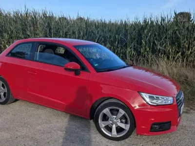 Gebraucht Audi A1 95 PS (69 kW) 2018 Rot Kleinwagen