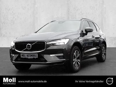 Gebraucht Volvo XC60 Momentum 197 PS (144 kW) 2022 Pine grey / metallic SUV