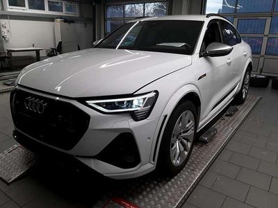 Gebraucht Audi e-tron Sportback Comfort 369 kW (503 PS) 2022 Gletscherweiß metallic SUV