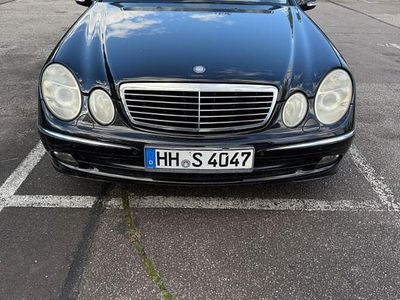 Mercedes E220