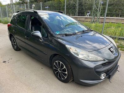 Grau Gebraucht 2009 Peugeot 207 Kombi | 2.990 € (Fairer Preis)