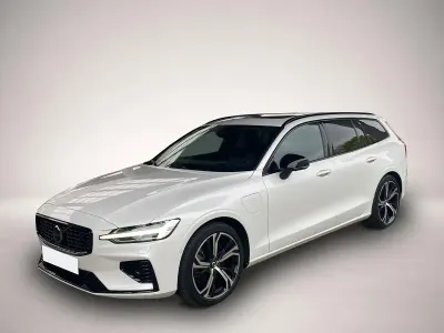 Gebraucht Volvo V60 Ultimate 455 PS (334 kW) 2023 Manufacturer Kombi