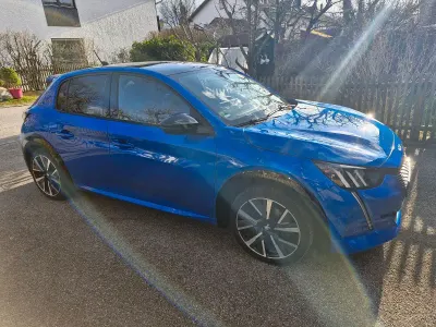 Occasion Peugeot 208 GT 131 ch (96 kW) 2020 Bleue Citadine