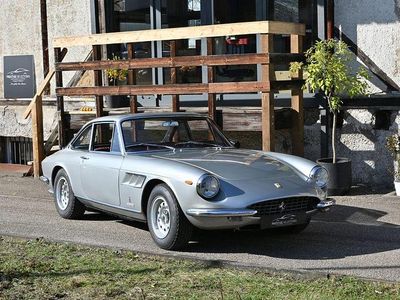 Gebraucht Ferrari 330 300 PS (220 kW) 1966 Silber Coupé
