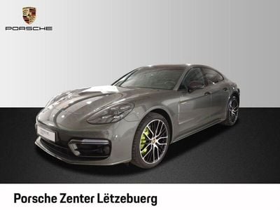 Porsche Panamera 4